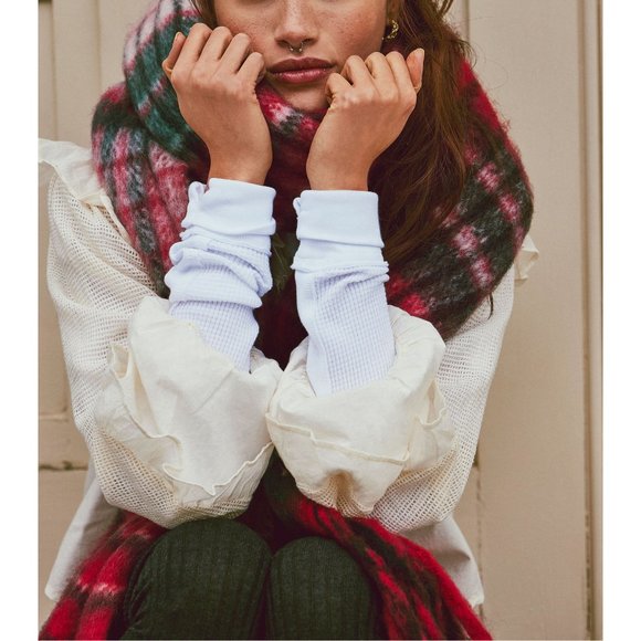 FREE PEOPLE Falling For You Brushed Plaid Scarf / Candy Apple - Picture 9 of 9